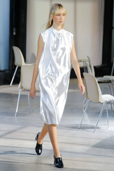 Look 8